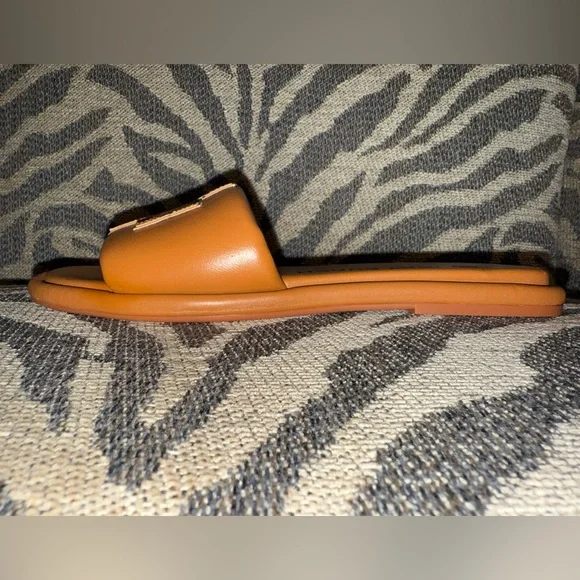 Tory Burch Tan Sport Leather Slides with Gold Detailing Double T size 7 - Picture 5 of 12